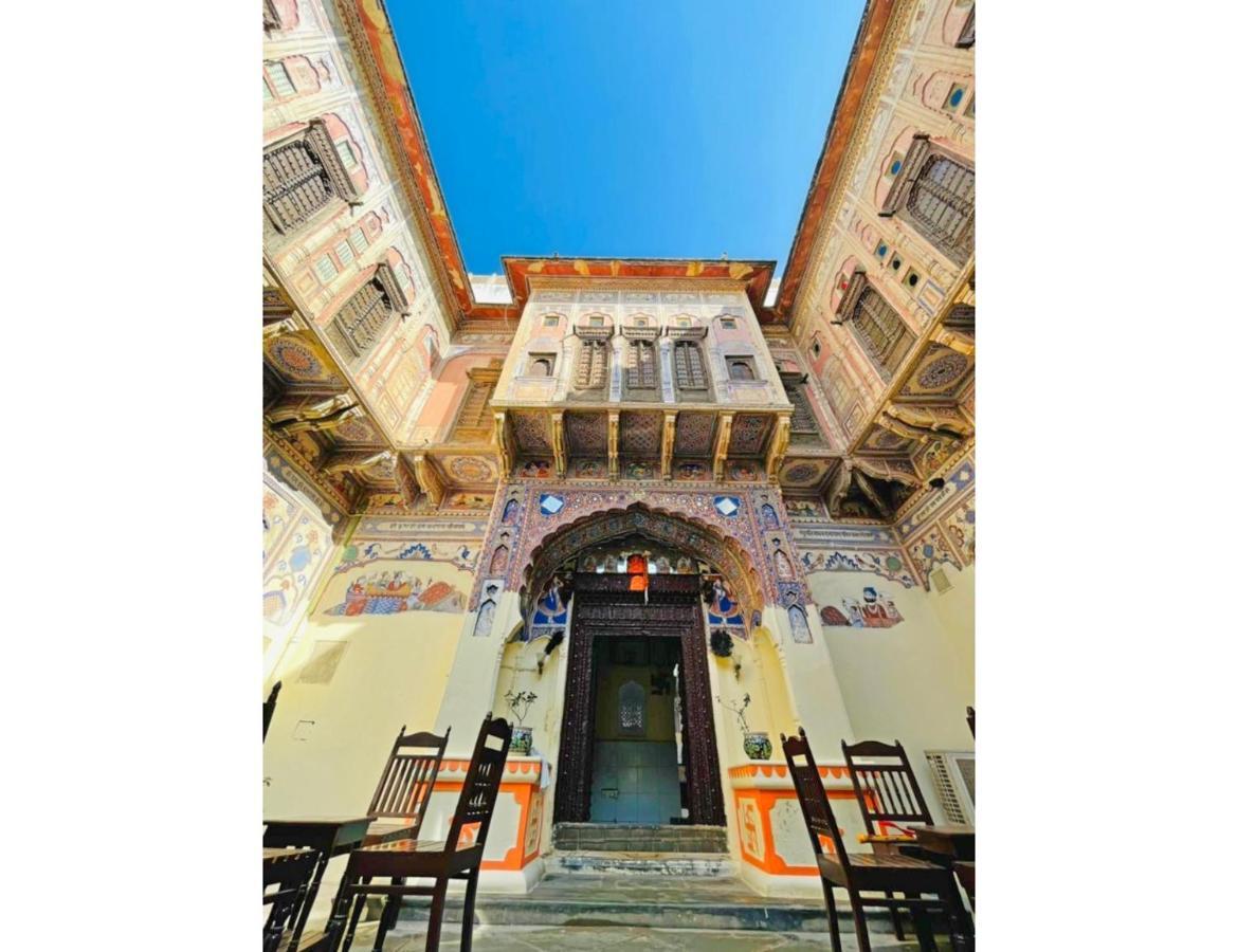 Singhasan Haveli, Mandawa Apartment Luaran gambar