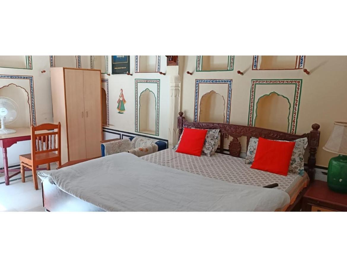 Singhasan Haveli, Mandawa Apartment Luaran gambar